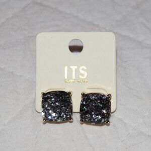 NWT ITS SENSE Black Silver Speckled Studs Gold Setting Earrings